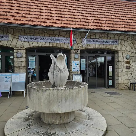 Famille * Ταπόλκα