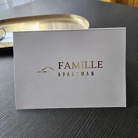 Famille דירה *